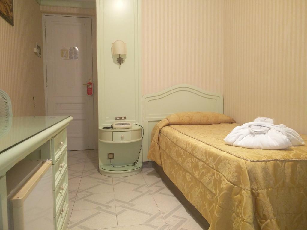 Grand Hotel Europa Palace Сорренто Екстер'єр фото